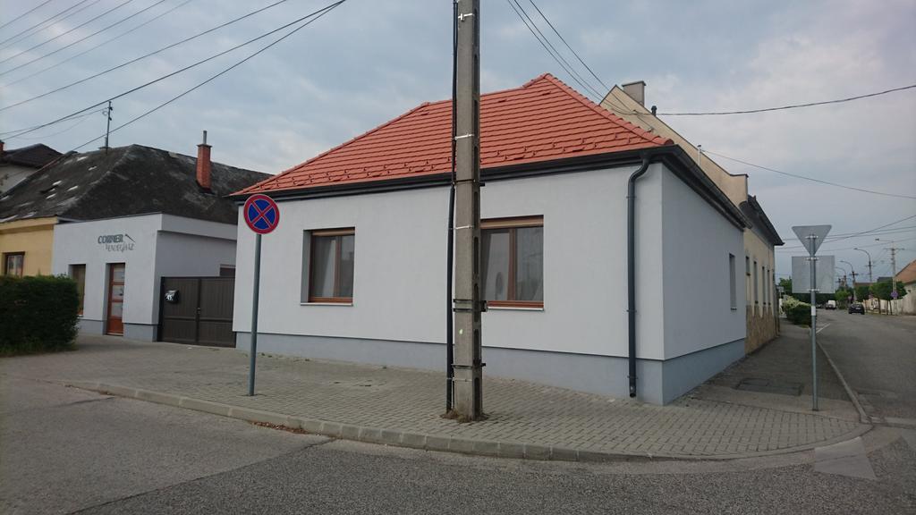 Corner Vendeghaz Hotel Veszprém Exterior photo